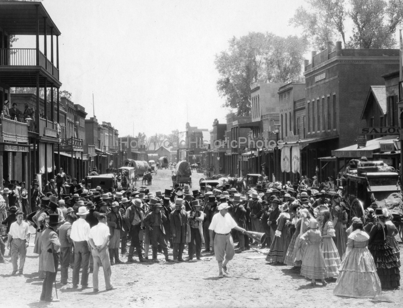 James Cruze 1925 Directing at Lasky Providencia Ranch in Burbank wm.jpg